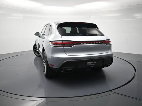 Used 2026 Porsche Macan AWD/4WD image 30
