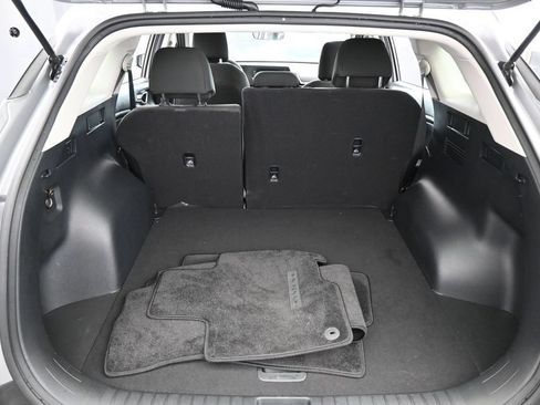 Used 2024 Kia Sportage LX AWD/4WD image 40