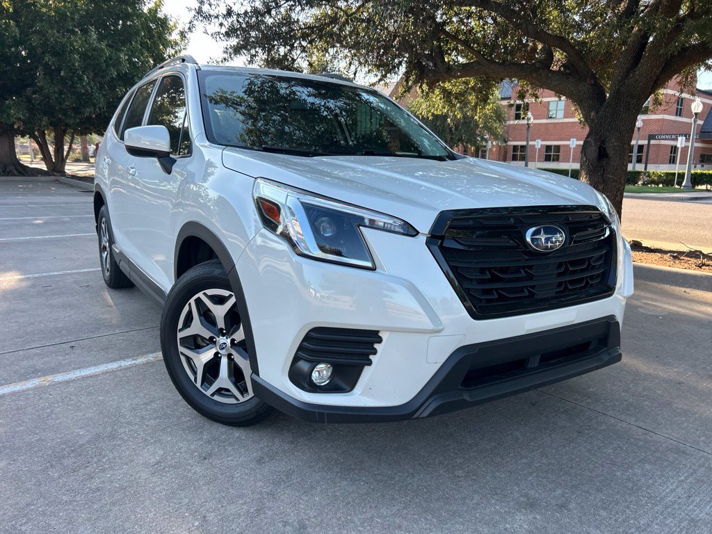 Used 2024 Subaru Forester Premium AWD/4WD image 5