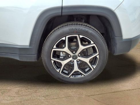 Used 2025 Jeep Compass Limited AWD/4WD image 24