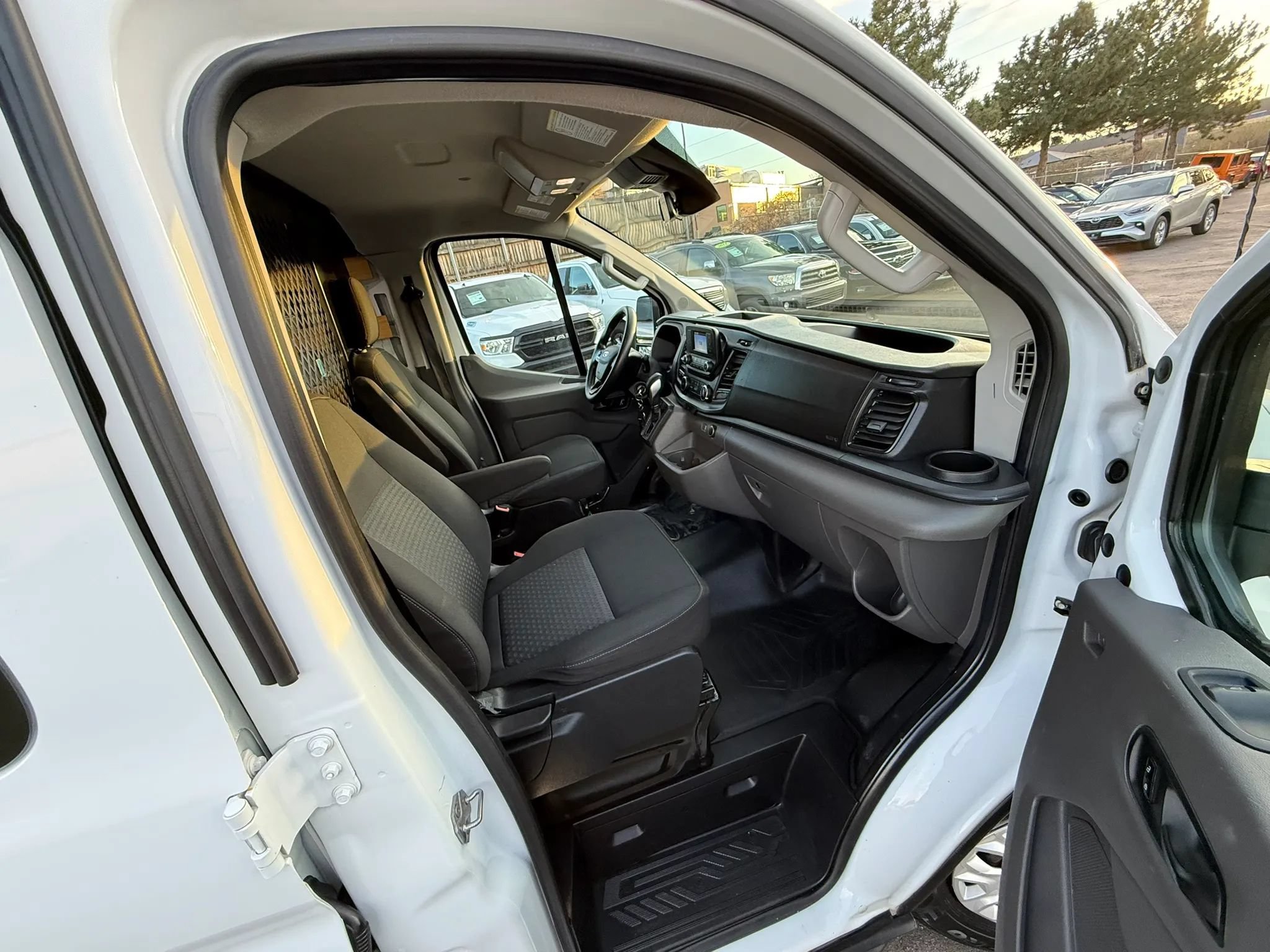 Used 2021 Ford Transit 250 Low Roof w/ Exterior Upgrade Package RWD image 24