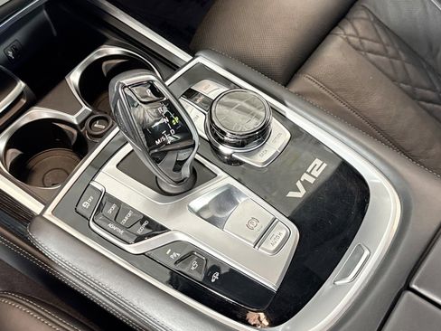 Used 2019 BMW M760i xDrive w/ Luxury Rear Seating Package image 16