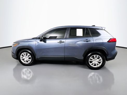Used 2022 Toyota Corolla Cross L FWD image 9