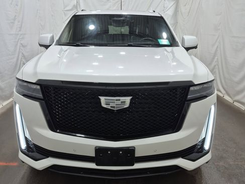 Used 2021 Cadillac Escalade Sport Platinum w/ Heavy-Duty Trailer Package AWD/4WD image 8