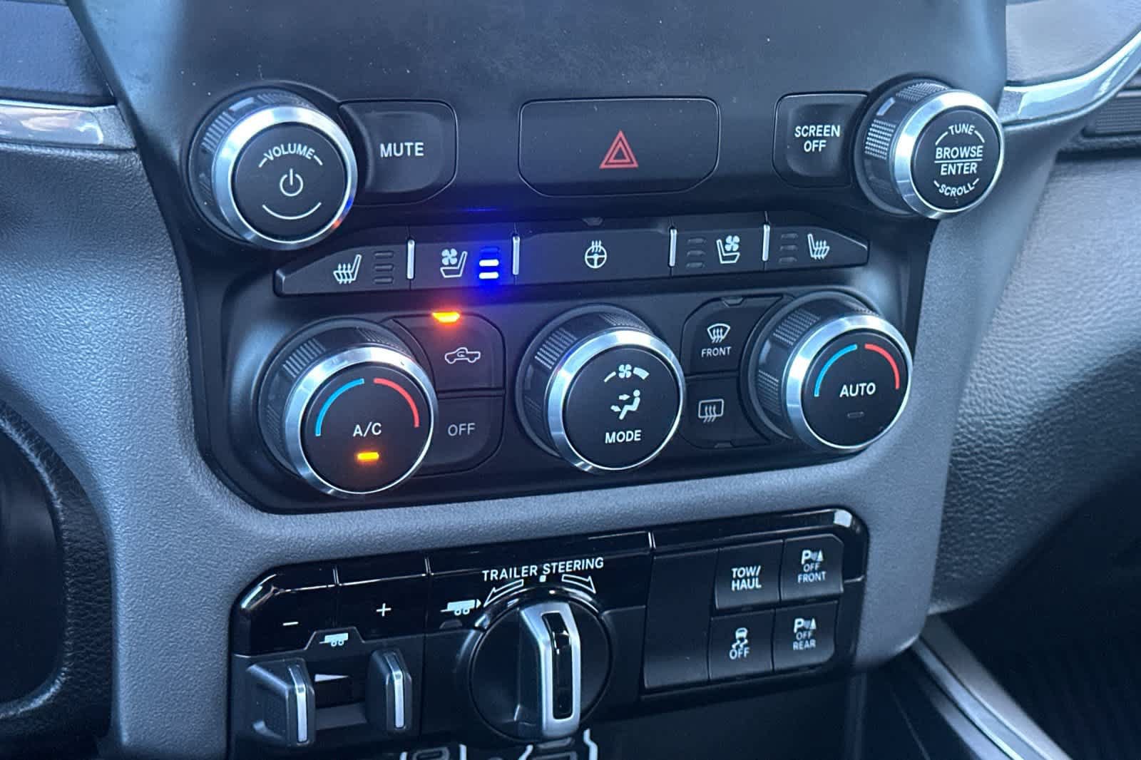 Used 2022 RAM 1500 Laramie w/ Sport Appearance Package AWD/4WD image 21