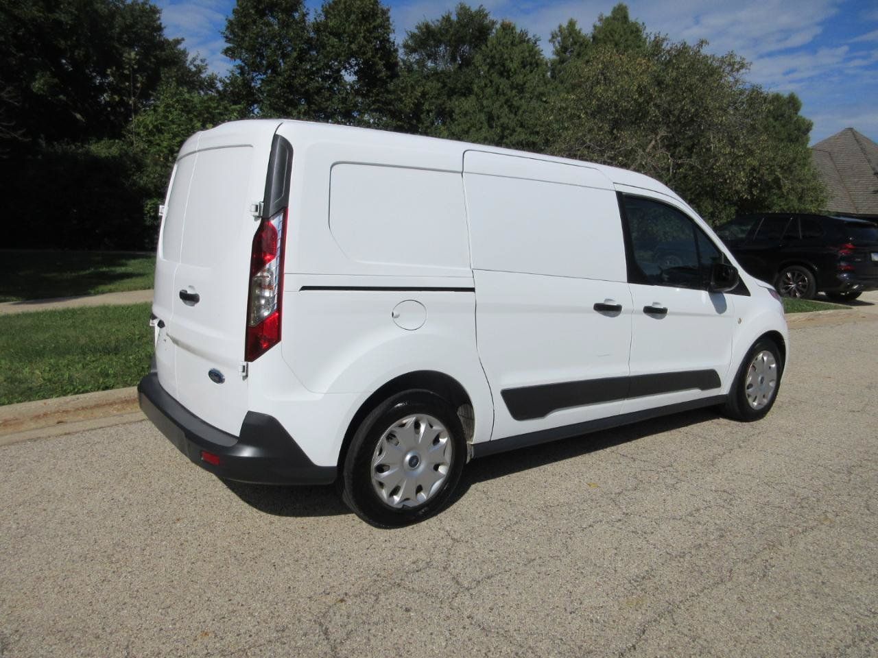 Used 2018 Ford Transit Connect XLT FWD image 9