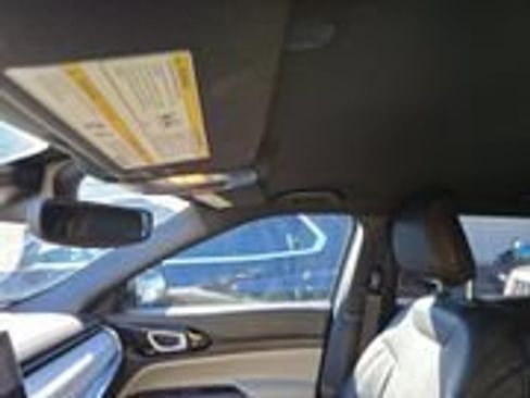Certified 2023 Jeep Compass Limited AWD/4WD image 20