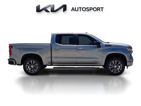 Used 2023 Chevrolet Silverado 1500 RST w/ Z71 Off-Road Package AWD/4WD image 7