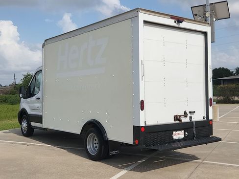 Used 2022 Ford Transit 350 DRW RWD image 7