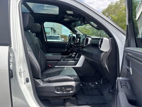 Used 2025 Toyota Tundra Platinum AWD/4WD image 37