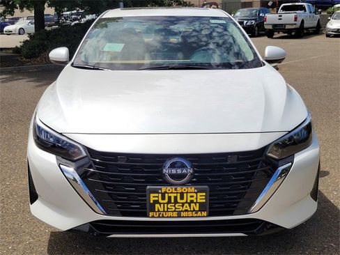 New 2025 Nissan Sentra SV w/ SV Premium Package image 3