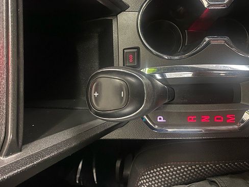 Used 2017 GMC Terrain SLE image 23