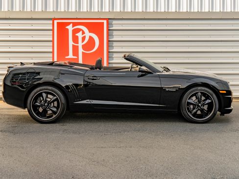 Used 2011 Chevrolet Camaro SS w/ RS Package RWD image 39