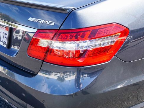 Used 2011 Mercedes-Benz E 63 AMG Sedan image 7