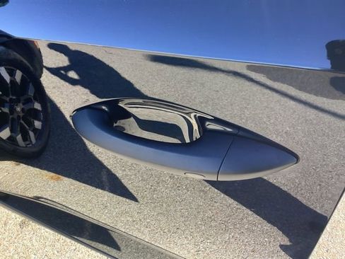 Certified 2025 Hyundai Santa Cruz SE image 27