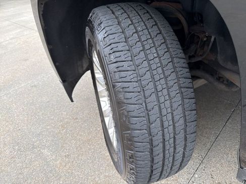 Used 2016 GMC Yukon SLT image 48