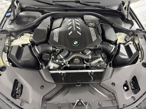 Used 2020 BMW M550i xDrive w/ Executive Package image 9