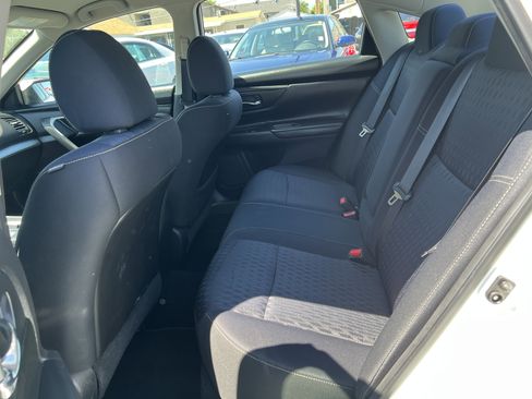Used 2017 Nissan Altima 2.5 S FWD image 12