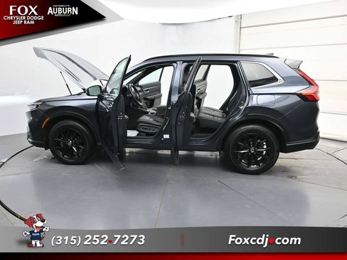 Used 2025 Honda CR-V Sport-L image 39