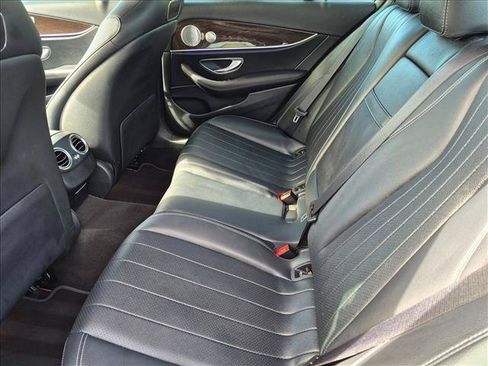 Used 2019 Mercedes-Benz E 300 image 18