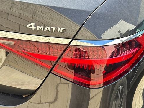 Used 2022 Mercedes-Benz S 500 4MATIC image 12