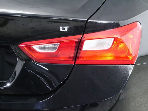 Used 2025 Chevrolet Malibu LT image 17