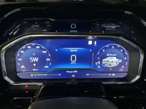 Used 2023 Chevrolet Silverado 1500 RST w/ Convenience Package II AWD/4WD image 11