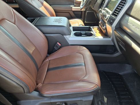 Used 2019 Ford F250 King Ranch AWD/4WD image 13
