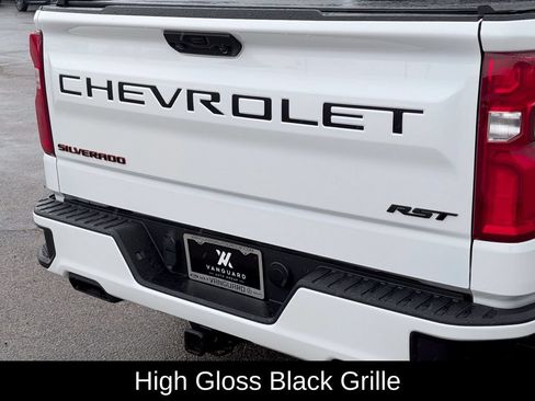 Used 2024 Chevrolet Silverado 1500 RST w/ Redline Edition AWD/4WD image 8