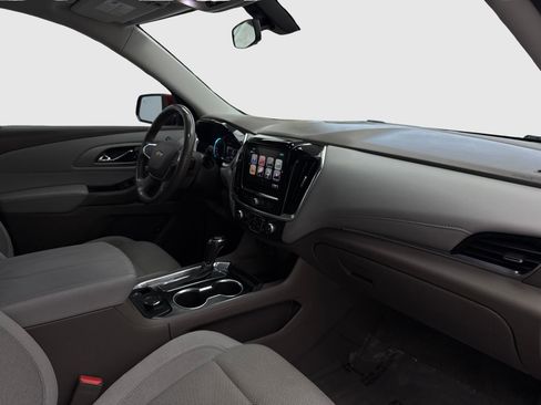 Used 2019 Chevrolet Traverse LT image 43