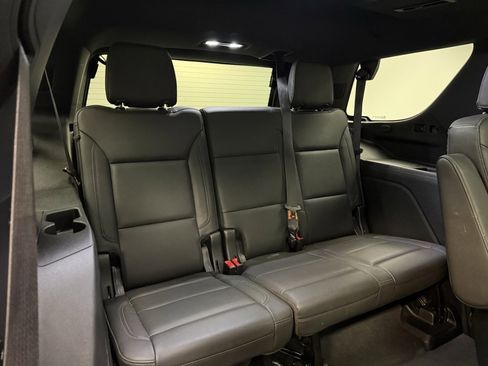 Used 2022 Chevrolet Tahoe LT w/ Luxury Package image 20