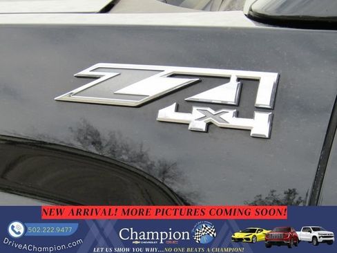 Used 2018 GMC Sierra 1500 SLT image 8