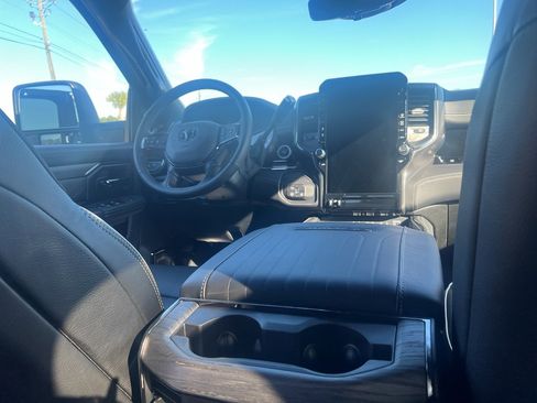 New 2026 RAM 2500 Limited AWD/4WD image 15