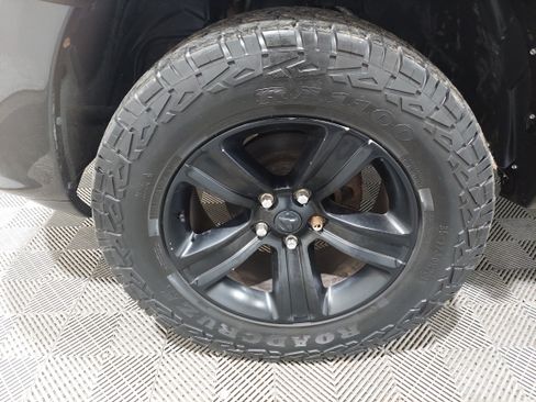 Used 2017 RAM 1500 Sport w/ Black Ram 1500 Sport Group AWD/4WD image 5