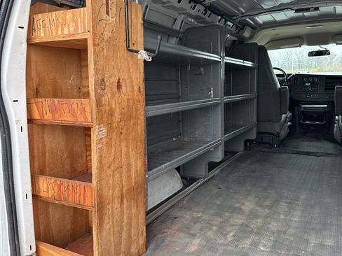 Used 2021 Chevrolet Express 2500 w/ Driver Convenience Package image 15