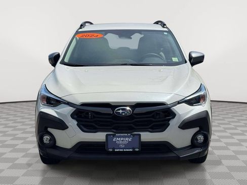 Used 2024 Subaru Crosstrek 2.0i Premium AWD/4WD image 3