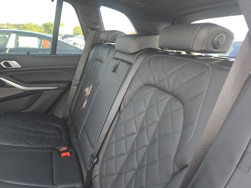 New 2026 BMW X5 xDrive40i w/ M Sport Package image 12