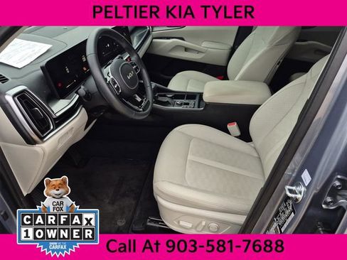 Certified 2025 Kia Sorento S w/ Panoramic Sunroof Package FWD image 20
