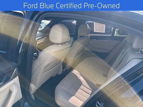 Used 2021 BMW 530i xDrive w/ Convenience Package image 22