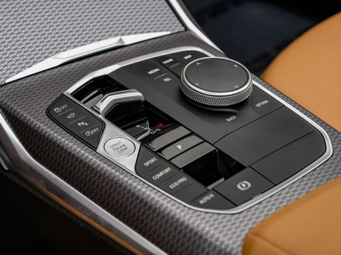 Used 2025 BMW M340i image 31