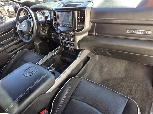 Used 2021 RAM 2500 Laramie w/ Night Edition image 16
