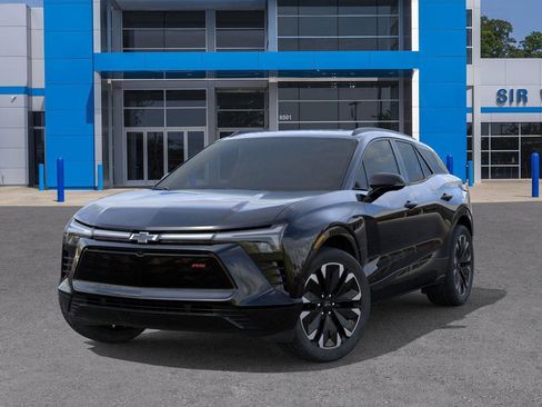 New 2025 Chevrolet Blazer EV RS image 6