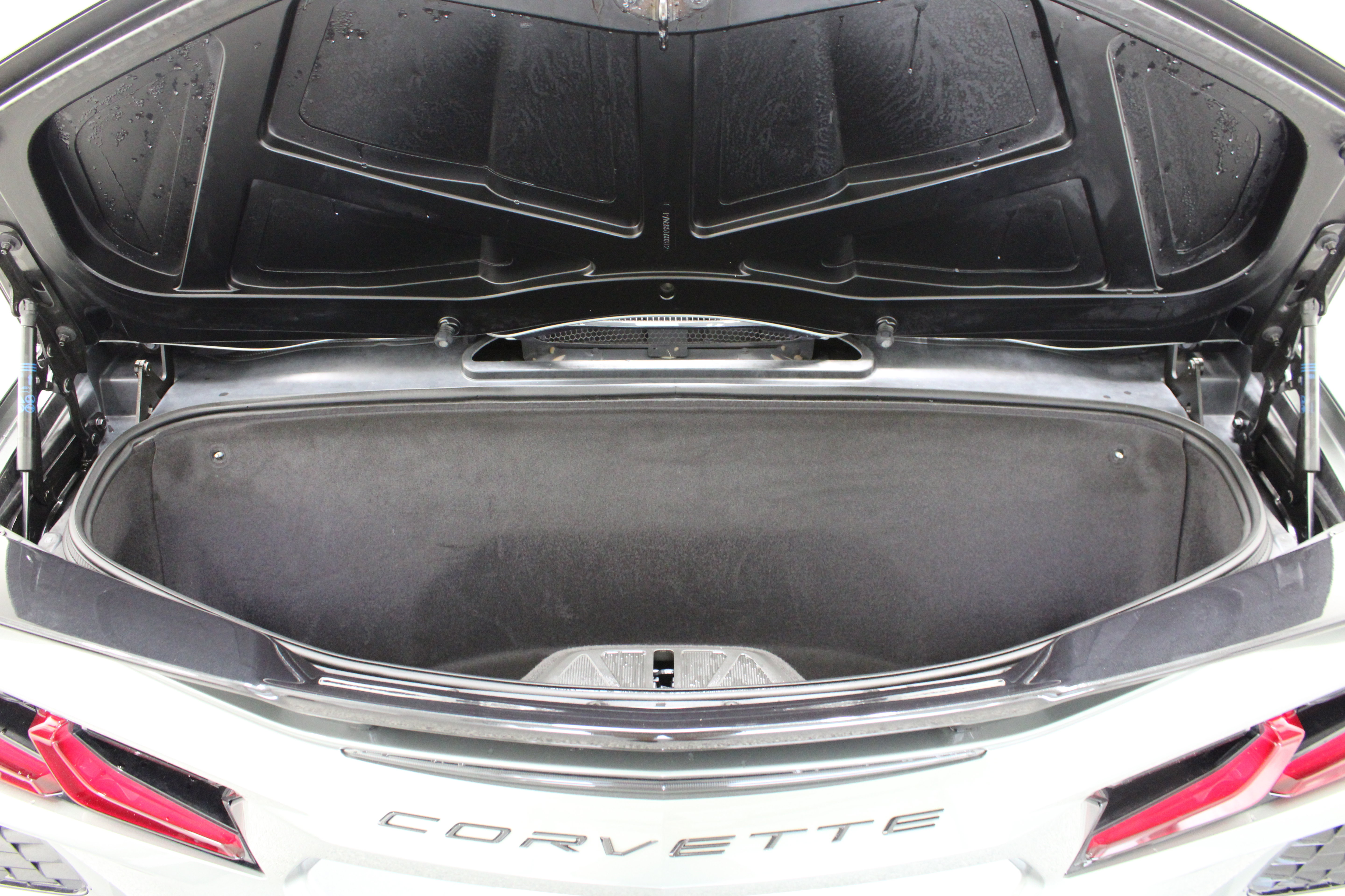 Used 2023 Chevrolet Corvette Stingray Convertible w/ Z51 Performance Package RWD image 25