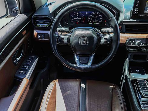 Used 2023 Honda Pilot Elite image 17