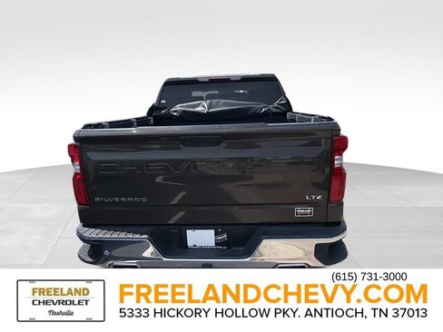 Used 2023 Chevrolet Silverado 1500 LTZ w/ Z71 Off-Road Package AWD/4WD image 3