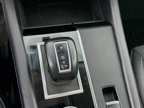 Used 2024 Mitsubishi Outlander SE AWD/4WD image 24