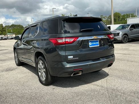 Used 2020 Chevrolet Traverse Premier FWD image 5