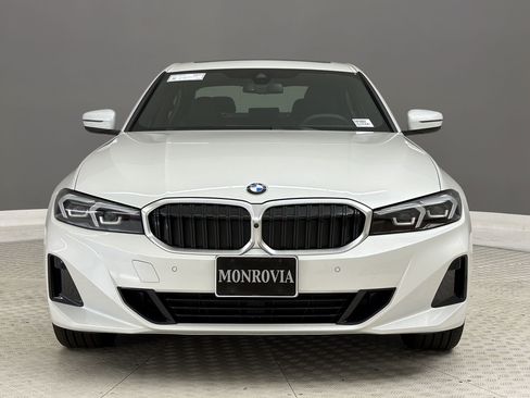 Used 2026 BMW 330i Sedan w/ Premium Package RWD image 6