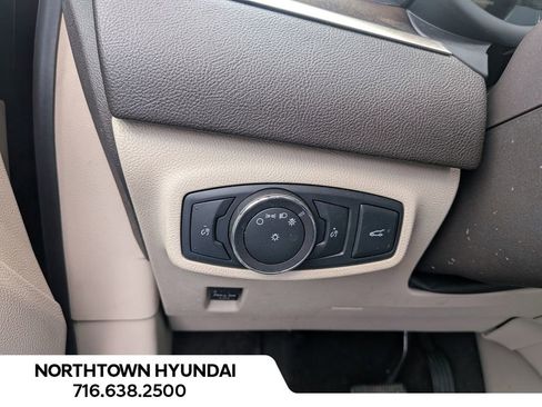 Used 2018 Lincoln MKC Reserve w/ Lincoln MKC Climate Package AWD/4WD image 29