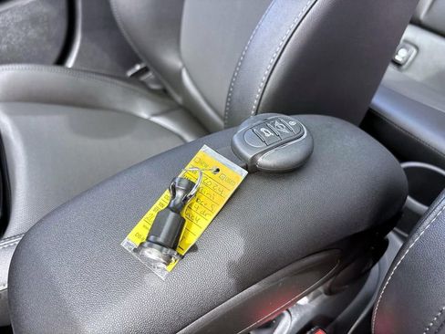 Used 2024 MINI Cooper S image 34